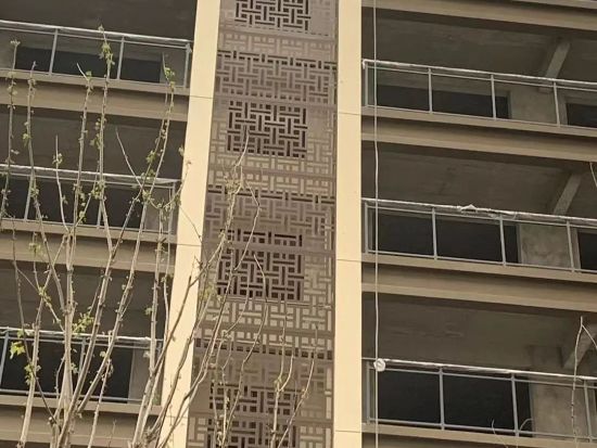 四川隆昌隆城錦翠·錦苑護(hù)欄百葉窗空調(diào)架項(xiàng)目 四川隆昌隆城錦翠·錦苑護(hù)欄百葉窗空調(diào)架項(xiàng)目